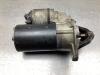 Startmotor van een Opel Zafira (F75) 2.0 16V Turbo OPC 2003
