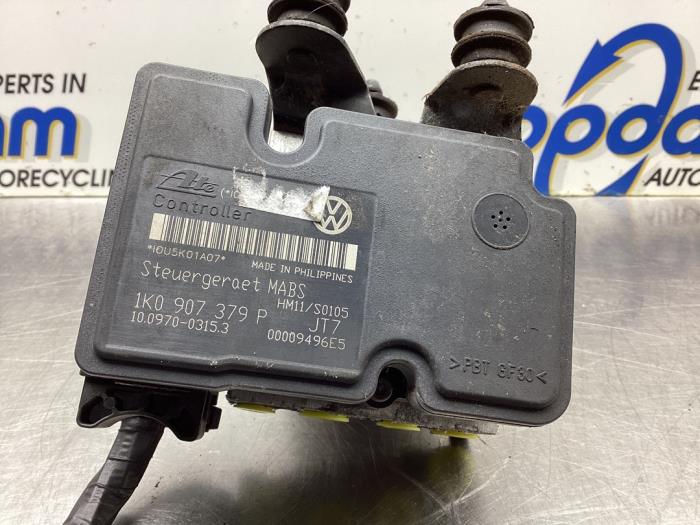 ABS Pomp van een Seat Altea (5P1) 1.6 2006