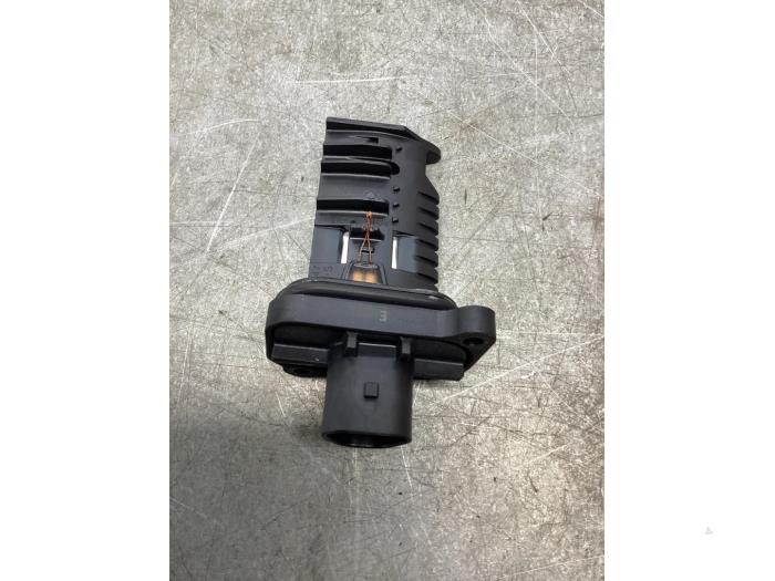 Gebruikte Luchthoeveelheidsmeter Suzuki SX4 S-Cross (JY) 1.4 Booster Jet Turbo 16V Prijs € 30,00 Margeregeling aangeboden door Gebr Opdam B.V.