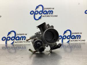 Gebruikte Gasklephuis Mitsubishi Space Star (DG) 1.6 16V Prijs € 45,00 Margeregeling aangeboden door Gebr Opdam B.V.