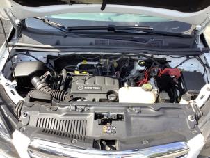 Gebruikte Luchtfilterhuis Opel Mokka/Mokka X 1.4 Turbo 16V 4x2 Prijs € 45,00 Margeregeling aangeboden door Gebr Opdam B.V.