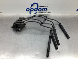 Gebruikte Bobine Renault Clio III (BR/CR) 1.2 16V 75 Prijs € 45,00 Margeregeling aangeboden door Gebr Opdam B.V.