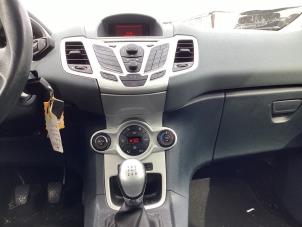 Gebruikte Kachel Bedieningspaneel Ford Fiesta 6 (JA8) 1.6 16V Sport Prijs € 54,00 Margeregeling aangeboden door Gebr Opdam B.V.