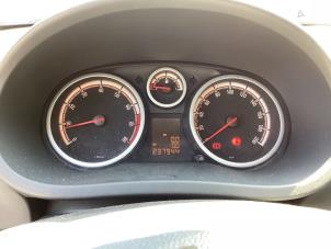Gebruikte Kilometerteller KM Opel Corsa D 1.2 16V Prijs € 90,00 Margeregeling aangeboden door Gebr Opdam B.V.