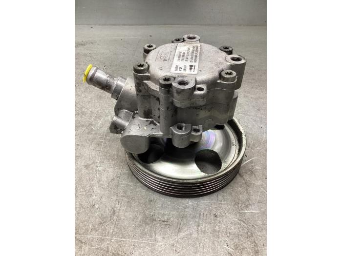 Gebruikte Pomp Servo Citroen Jumpy (G9) 1.6 HDI 16V Prijs € 100,00 Margeregeling aangeboden door Gebr Opdam B.V.