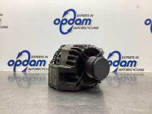 Gebruikte Dynamo Opel Corsa D 1.3 CDTi 16V ecoFLEX Prijs € 58,00 Margeregeling aangeboden door Gebr Opdam B.V.