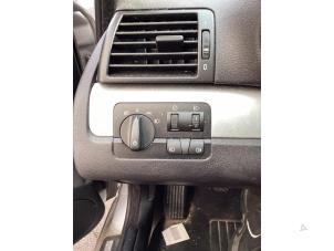 Gebruikte Licht Schakelaar BMW 3 serie Touring (E46/3) 325i 24V Prijs € 20,00 Margeregeling aangeboden door Gebr Opdam B.V.