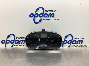 Gebruikte Tellerklok Skoda Fabia II Combi 1.2 TDI 12V Greenline Prijs € 68,00 Margeregeling aangeboden door Gebr Opdam B.V.