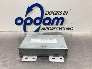 Gebruikte Regelunit Multi Media Mercedes B (W245) 2.0 B-200 CDI 16V Prijs € 90,00 Margeregeling aangeboden door Gebr Opdam B.V.