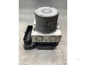 Gebruikte ABS Pomp Opel Astra K Sports Tourer 1.0 Turbo 12V Prijs € 200,00 Margeregeling aangeboden door Gebr Opdam B.V.