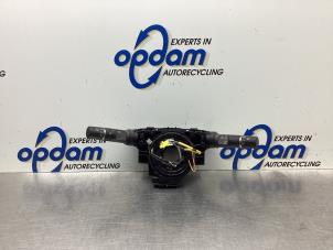 Gebruikte Licht + Raw Schakelaar Mazda 2 (DE) 1.3 16V S-VT Prijs € 135,00 Margeregeling aangeboden door Gebr Opdam B.V.