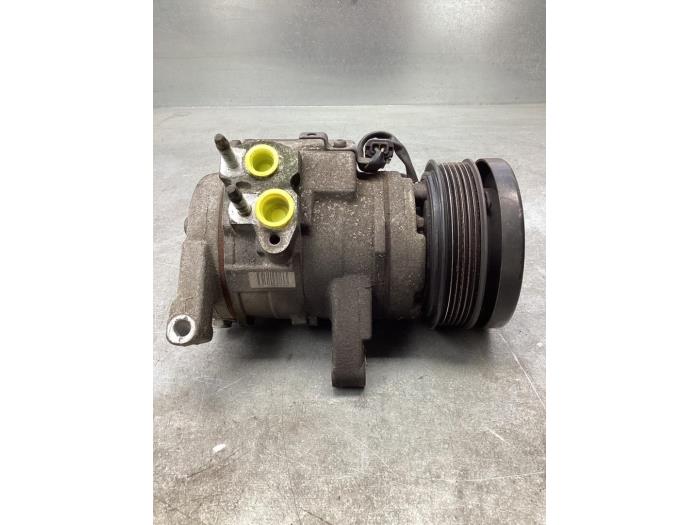 Gebruikte Pomp Airco Jeep Grand Cherokee (WH/WK) 4.7i V8 Prijs € 350,00 Margeregeling aangeboden door Gebr Opdam B.V.
