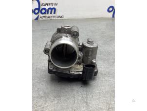 Gebruikte Gasklephuis Ford Focus 3 Wagon 1.0 Ti-VCT EcoBoost 12V 125 Prijs € 40,00 Margeregeling aangeboden door Gebr Opdam B.V.