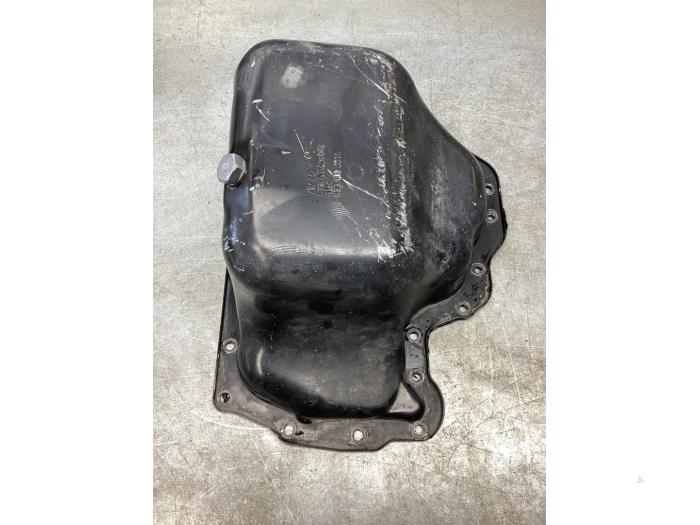 Gebruikte Carterpan Volkswagen Polo IV (9N1/2/3) 1.2 Prijs € 30,00 Margeregeling aangeboden door Gebr Opdam B.V.