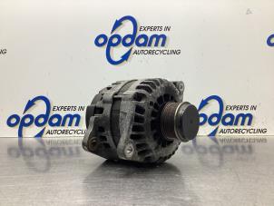 Gebruikte Alternator Opel Astra H SW (L35) 1.7 CDTi 16V Prijs € 68,00 Margeregeling aangeboden door Gebr Opdam B.V.