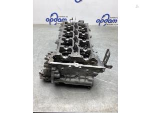 Gebruikte Cilinderkop Mercedes E (W212) E-250 CDI 16V BlueEfficiency Prijs € 500,00 Margeregeling aangeboden door Gebr Opdam B.V.
