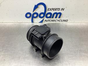 Gebruikte Luchtmassameter Volvo S60 I (RS/HV) 2.4 20V Bi-Fuel CNG Prijs € 45,00 Margeregeling aangeboden door Gebr Opdam B.V.