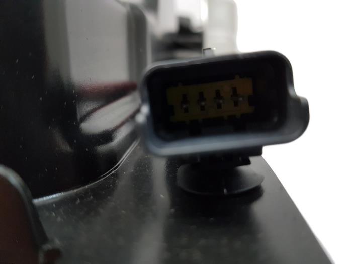 Adblue pomp van een Peugeot Boxer 2016