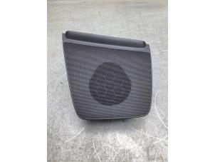 Gebruikte Speaker Mazda 3 Sport (BP) 2.0 SkyActiv-X M Hybrid 16V Prijs € 25,00 Margeregeling aangeboden door Gebr Opdam B.V.