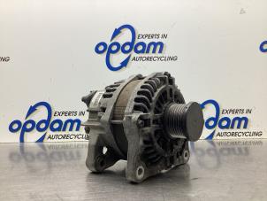 Gebruikte Dynamo Renault Scénic III (JZ) 1.4 16V TCe 130 Prijs € 90,00 Margeregeling aangeboden door Gebr Opdam B.V.