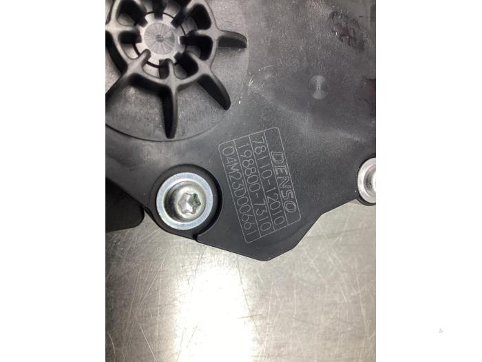 Gaspedaalpositie Sensor van een Toyota Prius (ZVW3) 1.8 16V 2010