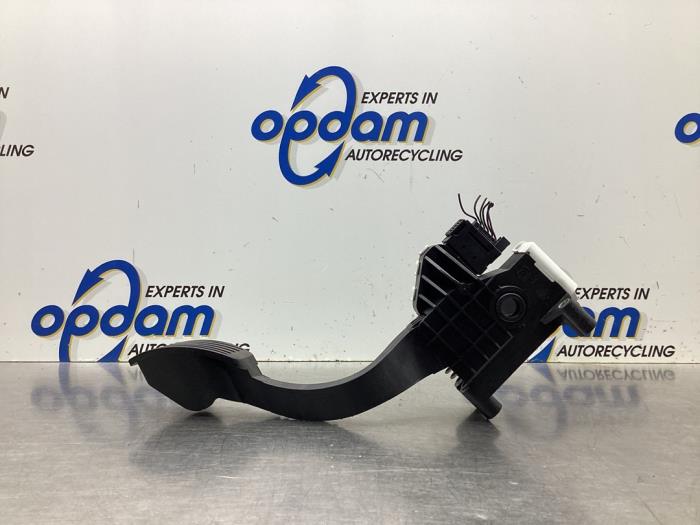 Gebruikte Gaspedaalpositie Sensor Fiat 500 (312) 0.9 TwinAir 85 Prijs € 36,00 Margeregeling aangeboden door Gebr Opdam B.V.