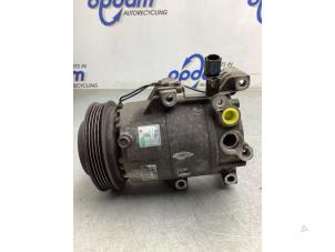 Gebruikte Pomp Airco Hyundai iX20 (JC) 1.6 CRDi 16V VGT Prijs € 125,00 Margeregeling aangeboden door Gebr Opdam B.V.