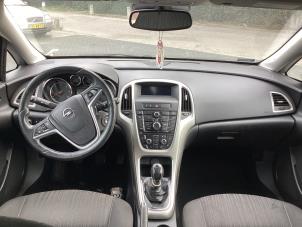Gebruikte Airbag Set + Module Opel Astra J Sports Tourer (PD8/PE8/PF8) 1.7 CDTi 16V Prijs € 750,00 Margeregeling aangeboden door Gebr Opdam B.V.