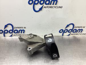 Gebruikte Motorsteun Renault Clio IV Estate/Grandtour (7R) 0.9 Energy TCE 90 12V Prijs € 32,00 Margeregeling aangeboden door Gebr Opdam B.V.