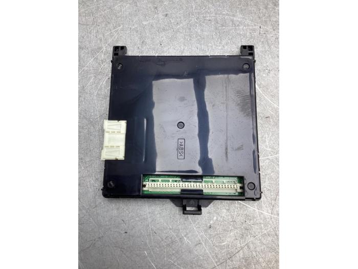 Computer Body Control van een Toyota Prius (ZVW3) 1.8 16V 2010