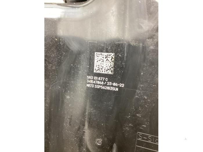 Adblue tank van een Volkswagen Caddy Cargo V (SBA/SBH) 2.0 TDI BlueMotionTechnology 2022