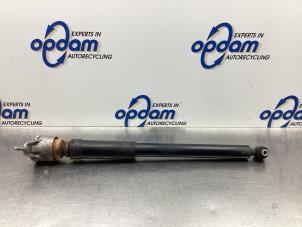 Gebruikte Schokbreker rechts-achter Mercedes A (W176) 1.6 A-160 16V Prijs € 32,00 Margeregeling aangeboden door Gebr Opdam B.V.