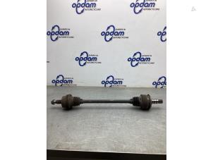 Gebruikte Steekas links-achter Mercedes C (W204) 2.2 C-180 CDI 16V BlueEFFICIENCY Prijs € 125,00 Margeregeling aangeboden door Gebr Opdam B.V.