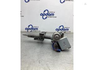 Gebruikte Stuurkolom Huis Mitsubishi Space Star (A0) 1.0 12V Prijs € 250,00 Margeregeling aangeboden door Gebr Opdam B.V.