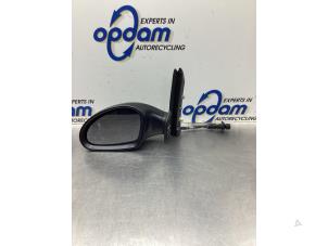 Gebruikte Spiegel Buiten links Seat Altea (5P1) 1.6 Prijs € 54,00 Margeregeling aangeboden door Gebr Opdam B.V.