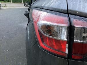 Gebruikte Achterlicht links Ford Kuga II (DM2) 1.5 EcoBoost 16V 120 Prijs € 150,00 Margeregeling aangeboden door Gebr Opdam B.V.