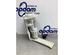 Gebruikte Benzinepomp Toyota Yaris III (P13) 1.33 16V Dual VVT-I Prijs € 50,00 Margeregeling aangeboden door Gebr Opdam B.V.