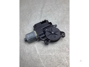 Gebruikte Raammotor Portier Volkswagen Polo V (6R) 1.4 TDI 12V 90 Prijs € 40,00 Margeregeling aangeboden door Gebr Opdam B.V.