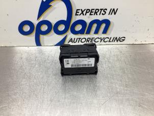 Gebruikte Stuurhoek sensor Opel Zafira (M75) 2.2 16V Direct Ecotec Prijs € 45,00 Margeregeling aangeboden door Gebr Opdam B.V.