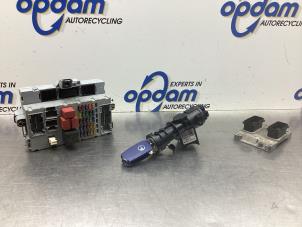 Gebruikte Computer Motormanagement Fiat Idea (350AX) 1.4 16V Prijs € 202,00 Margeregeling aangeboden door Gebr Opdam B.V.