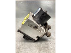 Gebruikte ABS Pomp Volkswagen Passat Variant (3C5) 2.0 FSI 16V Prijs € 75,00 Margeregeling aangeboden door Gebr Opdam B.V.