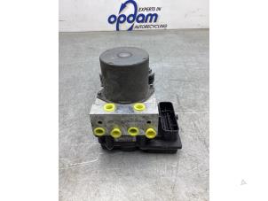 Gebruikte ABS Pomp Audi A6 Avant (C6) 2.8 V6 24V FSI Prijs € 150,00 Margeregeling aangeboden door Gebr Opdam B.V.