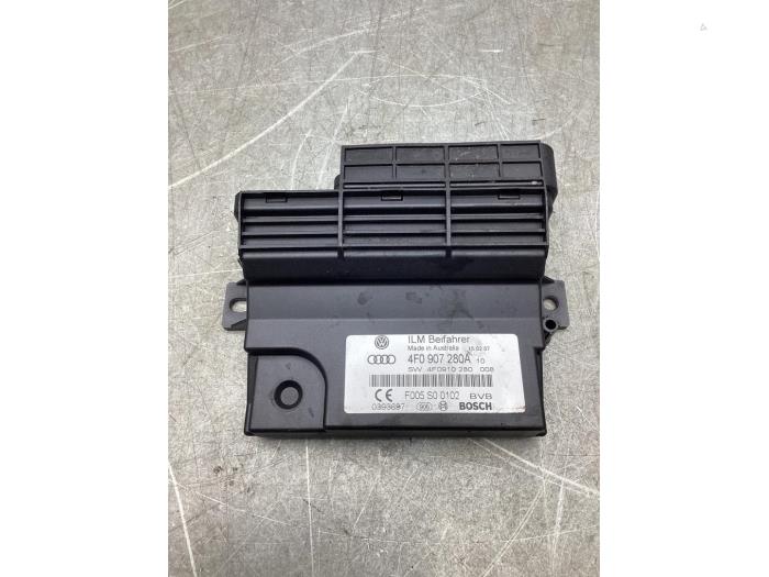 Gebruikte Computer Body Control Audi A6 Avant (C6) 2.8 V6 24V FSI Prijs € 50,00 Margeregeling aangeboden door Gebr Opdam B.V.