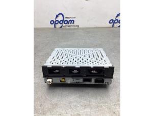 Gebruikte Radio module Audi A6 Avant (C6) 2.8 V6 24V FSI Prijs € 200,00 Margeregeling aangeboden door Gebr Opdam B.V.