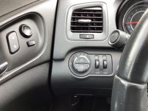 Gebruikte Licht Schakelaar Opel Insignia Sports Tourer 1.4 Turbo 16V Ecotec Prijs € 27,00 Margeregeling aangeboden door Gebr Opdam B.V.