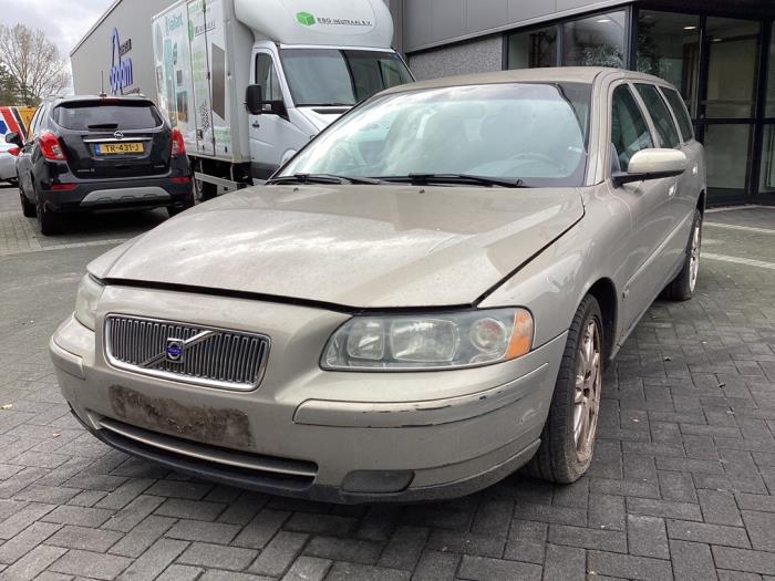Gebruikte Versnellingsbak Volvo V70 (SW) 2.4 D5 20V Prijs € 300,00 Margeregeling aangeboden door Gebr Opdam B.V.