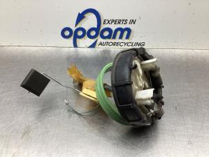 Gebruikte Tankvlotter Mercedes C Combi (S203) 1.8 C-180K 16V Prijs € 54,00 Margeregeling aangeboden door Gebr Opdam B.V.