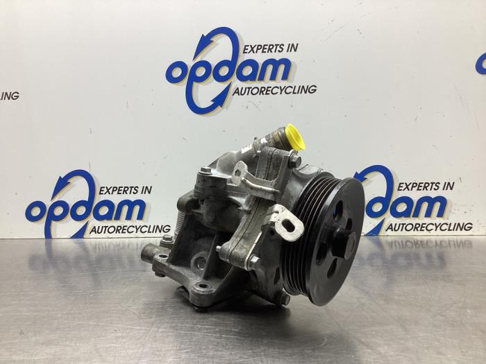 Gebruikte Waterpomp Opel Astra K Sports Tourer 1.0 Turbo 12V Prijs € 90,00 Margeregeling aangeboden door Gebr Opdam B.V.
