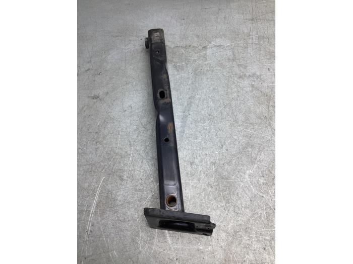 Gebruikte Subframe Opel Crossland (X) 1.2 12V Euro 6 Prijs € 30,00 Margeregeling aangeboden door Gebr Opdam B.V.