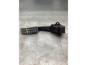 Gebruikte Gaspedaalpositie Sensor Mercedes A (W176) 1.6 A-200 16V Prijs € 60,00 Margeregeling aangeboden door Gebr Opdam B.V.